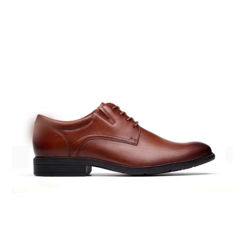 Formal and casual shoes for men